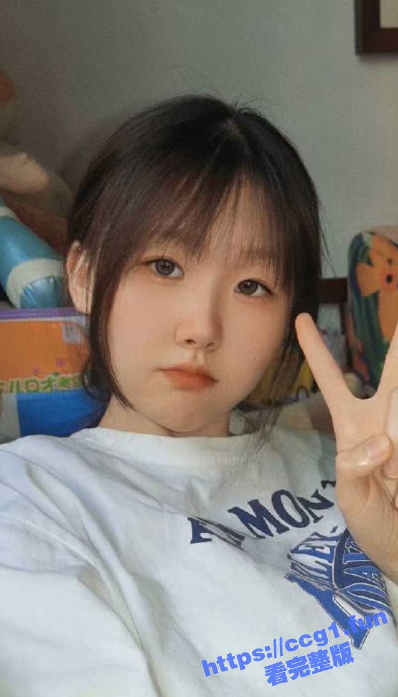 垂涎已久的妹妹 洗澡被偷拍 拿着视频威胁她 让她成为我的性玩具 只可惜啪啪不让拍