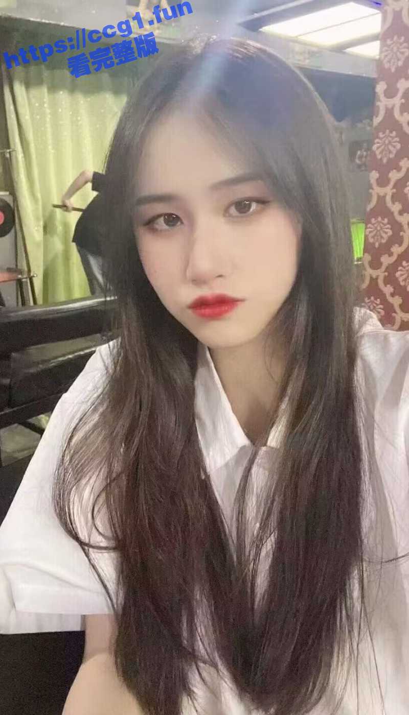 南京新婚妻子 薛宁 大奶反差婊 刚毕业结婚就来赴约前男友 大叫爸爸 从小穴射到脸上去了！