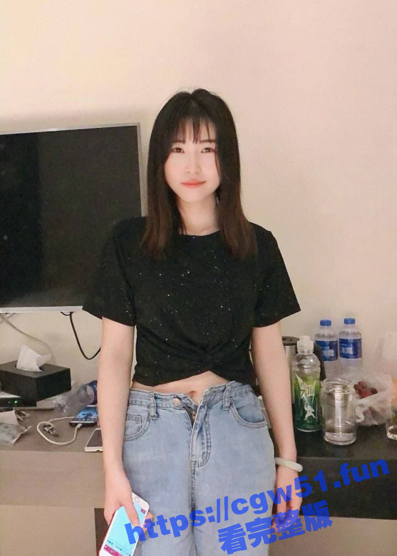 调教西安某小学漂亮淑女老师 表面光鲜亮丽 没想到竟然是个反差婊 私下如此淫荡不堪！