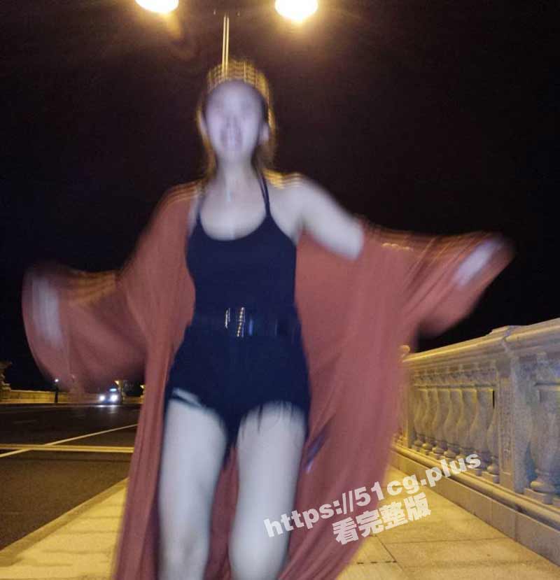 02.jpg