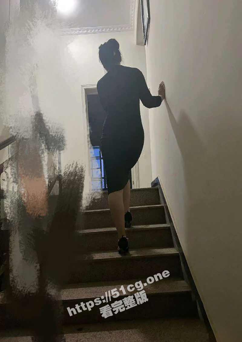 乱伦大神老婆怀孕了 下药强奸岳母 狂扇奶子内射 岳母痛哭流涕及后续