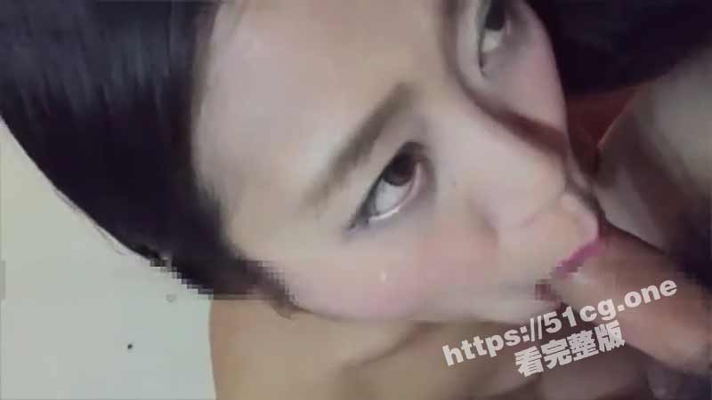 【网曝门事件】华中大学高颜值女神级美女 自拍口交视频外泄