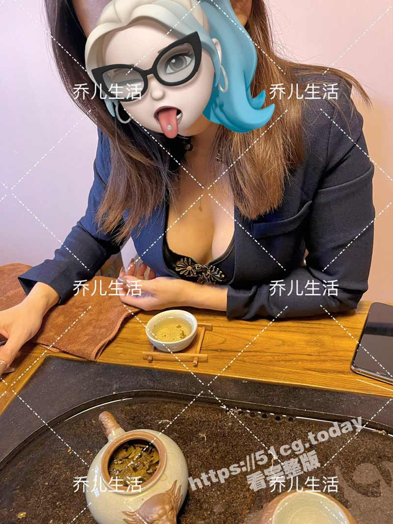 a2.jpg