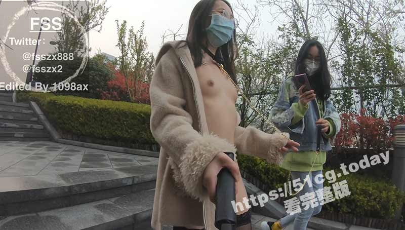Twitter户外露出网红「FSS冯珊珊」多场地露出合集 挑战不可能完成的任务！