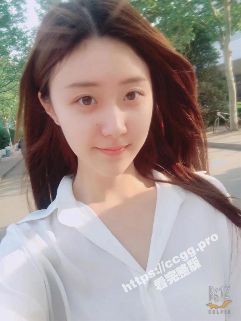 云盘泄密 大四恬静小美女和男友分手后啪啪视频遭曝光