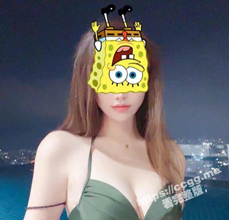 推特清纯反差女神「海绵爸爸」订制32V福利合集 户外露出啪啪群P车震全能女神