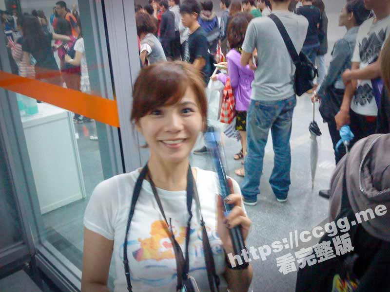 台湾议员家千金 奶大人美性瘾超强 酒店炮战惨遭偷拍 激情画面极具视觉冲击！