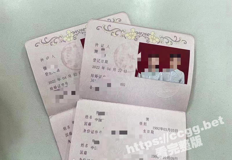 重庆姐弟真实乱伦！手握巨乳姐姐出轨的证据 再给姐姐下药终于内射美鲍！