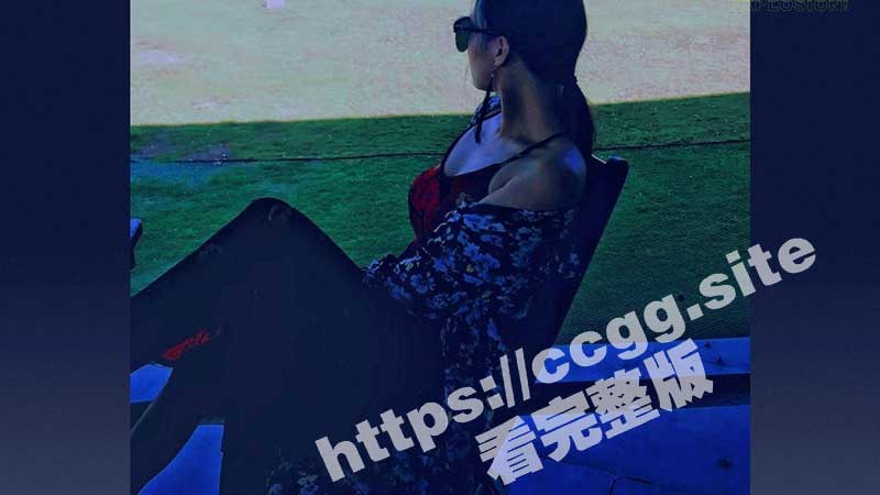 抖音舞蹈网红 猫夫人 会议室定制福利 钱没赚到号被封 赔了夫人又折兵！