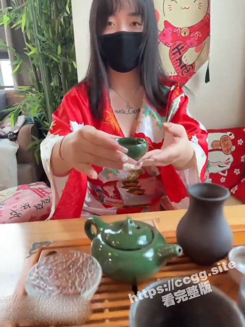 虐恋调教！I乳女神九儿闺蜜『璐璐BOBBY』大尺度私拍《日本妓妻》