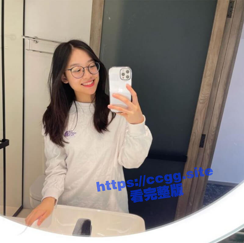 移民澳洲的越南妹eskyperry 网络公开卖淫，1000澳币就可以交易