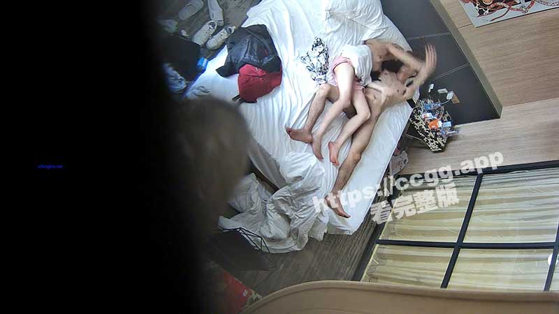 00_16_30_03.Still007.jpg