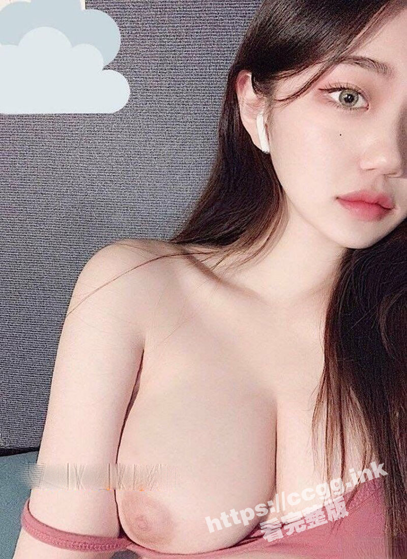 微博反差婊『一只董小可爱』极品美人 身材一流 多人大尺度啪啪合集泄密！
