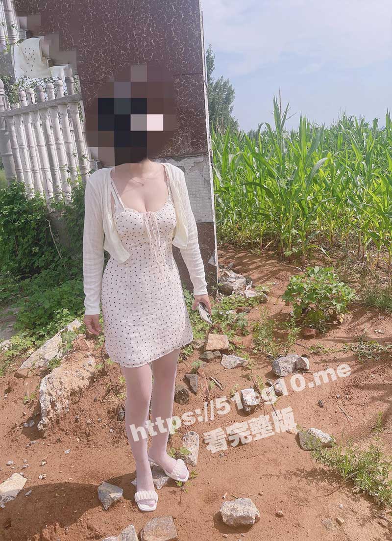 妹妹的第一次给了我 大太阳在玉米地和妹妹老汉推车 乡野艳情还玩起手铐 操到俩人大汗淋漓