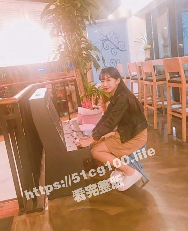 韩国首尔明洞区 极品反差咖啡店长 李京雅 偷情被发现 男友曝光反差母狗性爱视频 附带身份证照片！