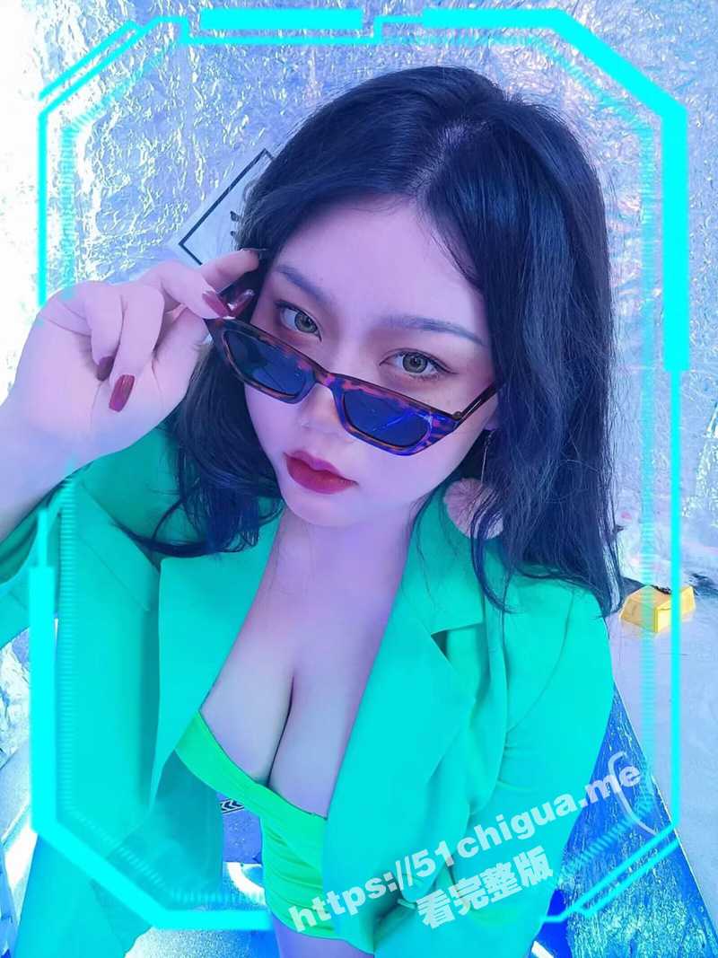 成都师范大学反差美女 刘昕 露奶抠B被金主爸爸威胁 你也不想你的视频被全校同学知道吧！