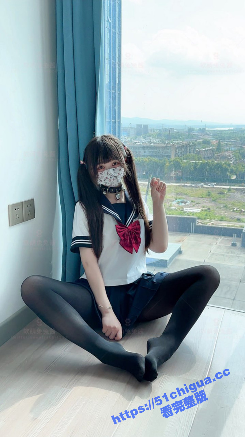 推特二次元大眼嫩妹 软萌兔兔酱 最新私拍！中出调教jk水手服少女 用她嫩小穴泄欲！