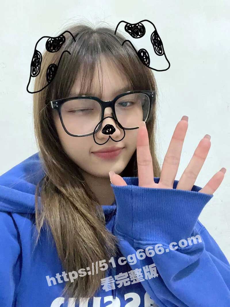 长沙理工大学 大三00后反差婊 刘思汝 包养圈做单子 拿到钱就跑路玩消失 大佬曝光骚逼 性爱视频流出