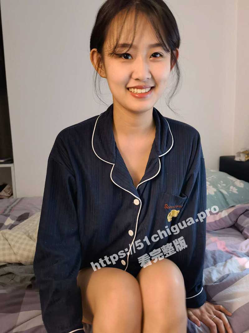 云盘泄密！西南政法大学 超高颜值校花 冯露瑶 和男友度假时酒店高清露脸不雅性爱视图遭泄漏