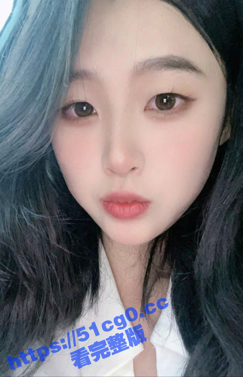 河南出名的公交车巨乳反差婊 何心甜 超喜欢泡吧玩一夜情的骚鸡 啪啪过程中主动要求拍视频