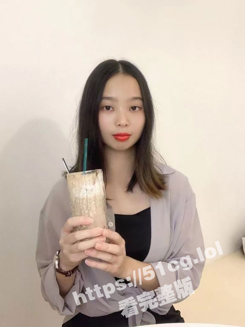 山东工商学院毕业已婚反差婊 周妍 备孕期间和前男友无套啪啪啪 绿帽老公估计连种都不是自己的