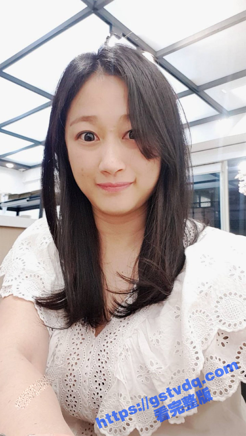 淫荡F罩杯轻熟女 巨乳母狗 给金主爸爸录制裸体调教视频流出！全裸放尿开高叉 脸穴同框 非常反差