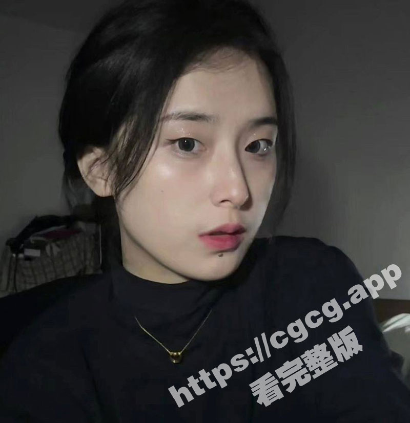 杭州艺术学院 爱舔屁眼的反差婊 程媛媛 soul约到的女大学生 特别喜欢舔屁眼的女神 怼脸实锤视频曝光