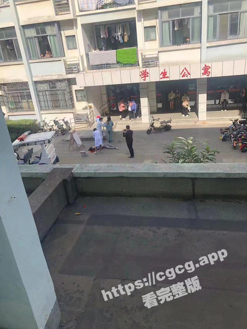 宁波财经学院 大四学姐天台晾衣服意外失足坠楼 可惜了！