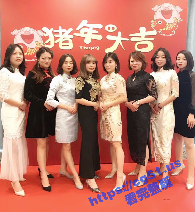 瓜友投稿分享！桂林非常闷骚的销售妹子 王锦涵 平时比较文静话少 床上却非常放得开 纯纯反差婊！