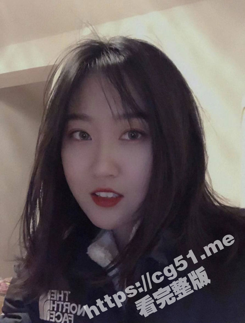 上海交通大学极品反差婊 徐雅茹 表面文静的小姐姐竟然喜欢性幻想 还曾经堕过胎 做爱喜欢说骚话 顶到我的子宫了