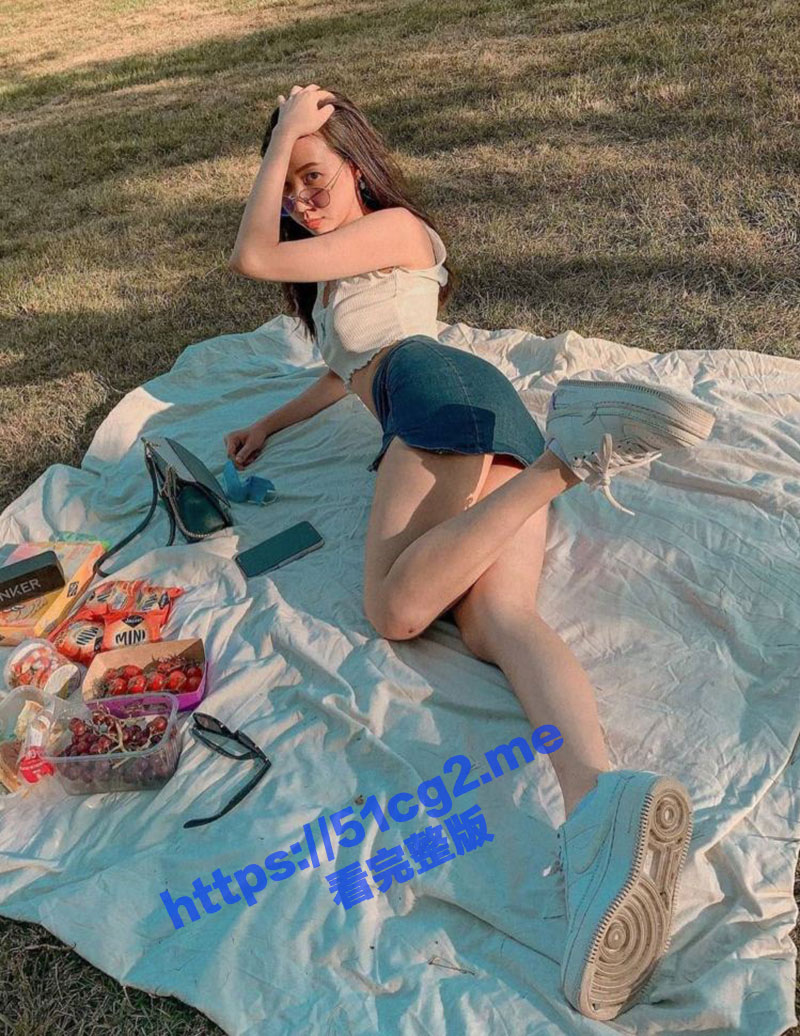 你的女友真嫩！北京留学生 李梦琦 放假期间回国被91大神开发 操别人的女友就是带劲！高清露脸视频曝光