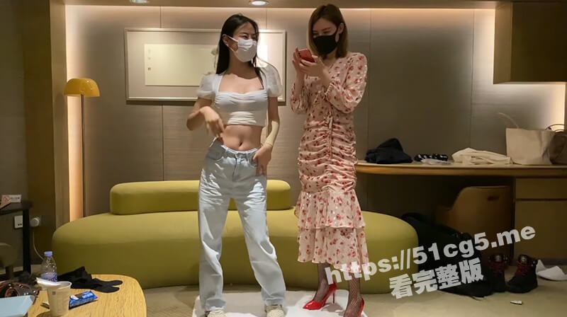 有钱能使女开腿 猎杀外围女神 3P调教指挥表演 极品嫩模携闺蜜玩双飞 双凤争屌 老板操得好爽射给我