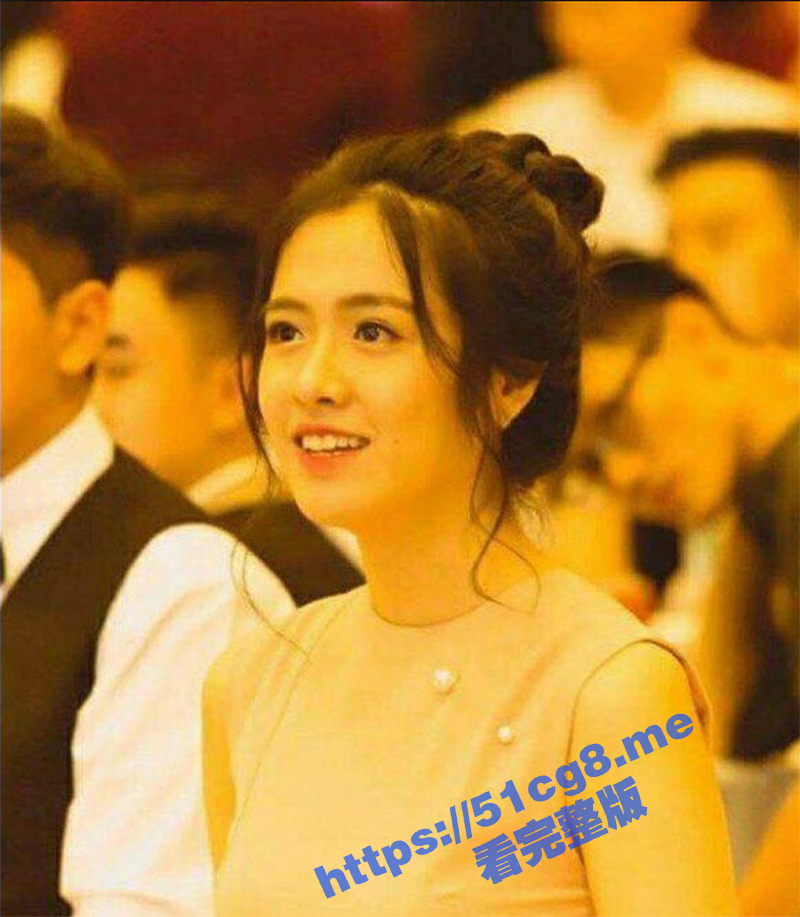 越南美女检察官 与男友自拍泄密流出！越南妹是真的骚啊！