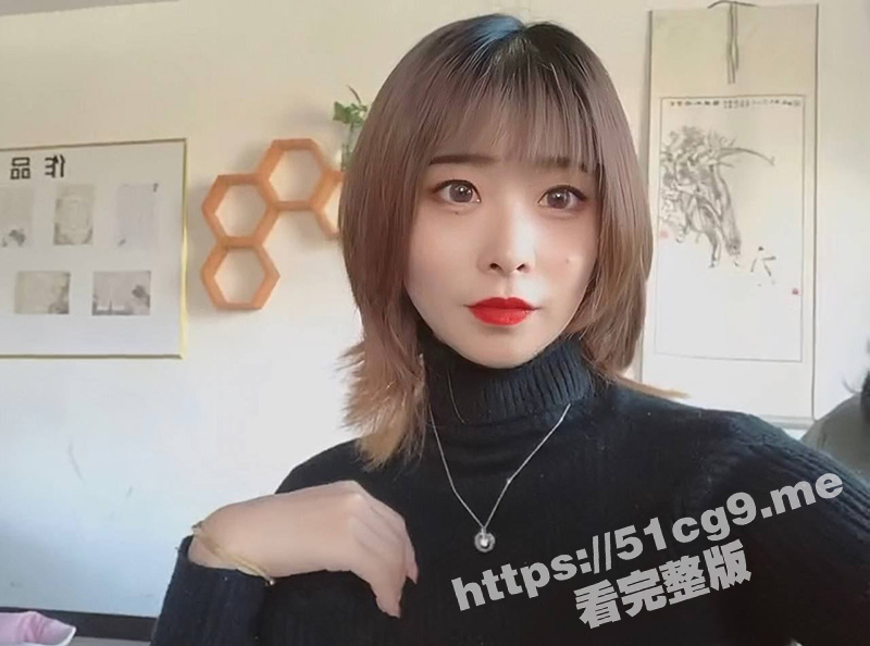 曝光聊城已婚少妇 王芳 新婚期间不久就跟同事搞在一起了 后被发现存有露脸视频遭实锤！