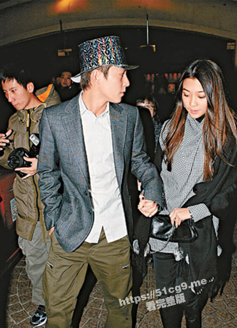 回忆经典 冠希哥前女友 杨永晴 艳照门事件 浴室出水芙蓉三点粉嫩 床上叫声甜美极度反差