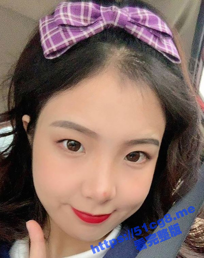瓜友曝光反差婊前女友！每次都说能确定结婚才让碰 后面发现她有2个微信 原来早就跟别人在约炮了！