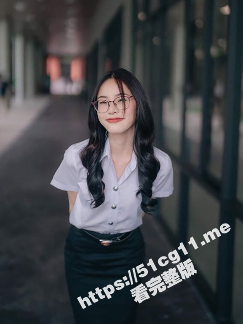 今日换口味系列 长相清纯泰国小姐姐 怎么在床上这么反差！性爱姿势会的也太多了吧 前男友功不可没