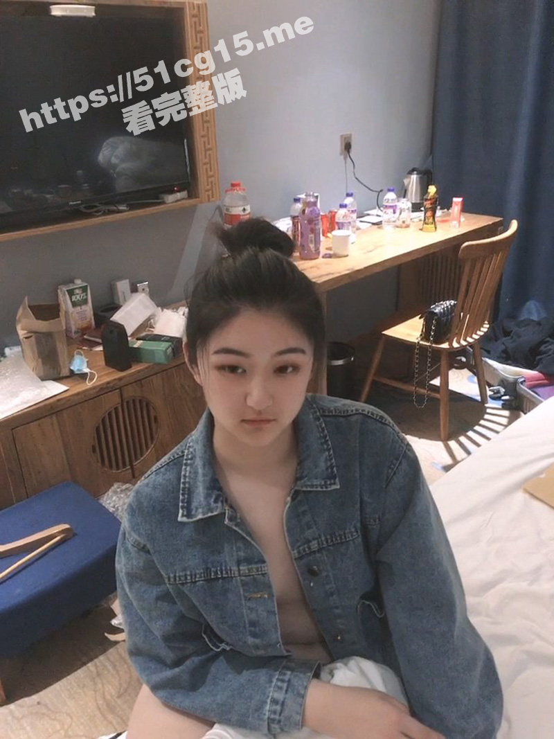 惠州美女 王欣彤 和富二代男友日常性爱自拍流出！妹子长得有点像景甜 被颜射一脸精液好反差！