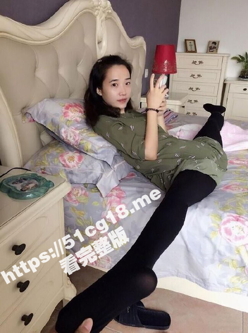 假如你有一个会一字马的老婆 解锁各种姿势 让你欲罢不能 一字马人妻少妇性爱影片流出