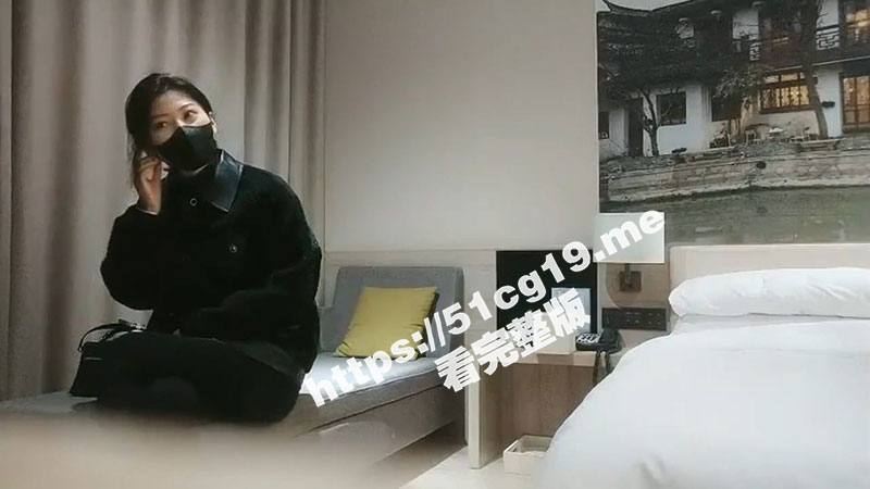 约啪身高185苗条大长腿御姐 小马拉大车 这风情就是给力 翘臀情趣透明内裤挑逗娇吟 轻易就让鸡巴硬邦邦骑乘抽插呻吟