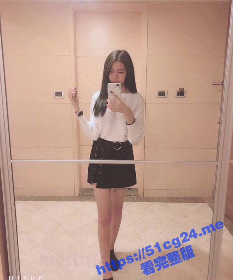 校园女神 惊传不雅影片 下体全现人前 男同学疯传打飞机喷精中！