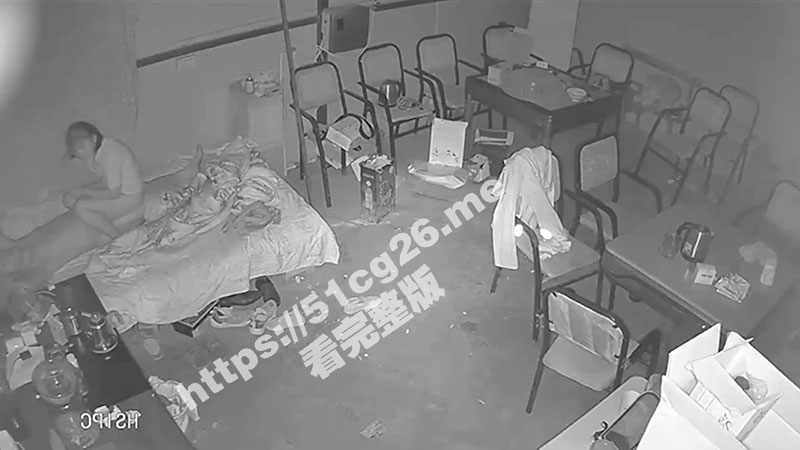 监控破解 麻将馆内两女子输钱后用身体给老板抵债 1男2女好不刺激