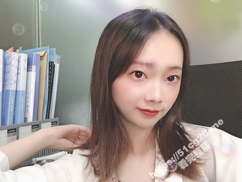 深圳极品反差婊小学美术老师 黄宛琳 与学校老师偷情被抓 男友怒做视频曝光骚鸡 高清露脸性爱视频流出