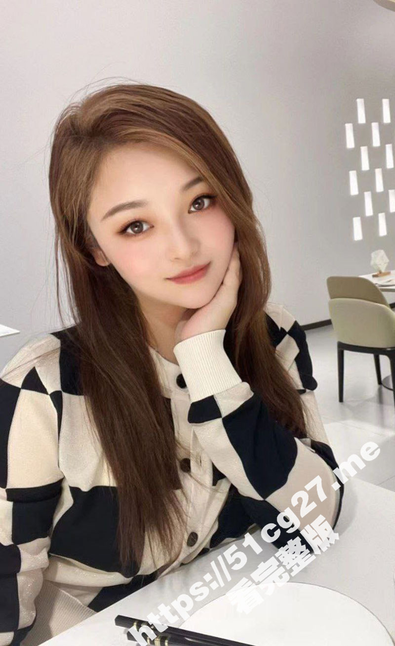 疑似小杨哥徒弟陈意礼性爱视频被泄漏！被神秘人用按摩棒玩到喷水 后入大屁股草的浑身抽搐