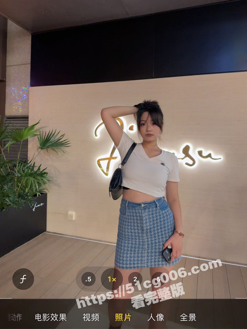 内蒙古师范大学葛思琪 单身性瘾母狗饥渴难耐 周末带上小玩具去酒店开房 尽情玩弄自己的小穴