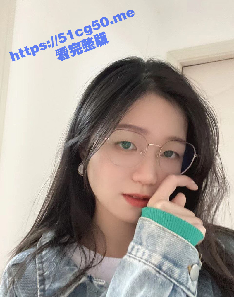 瓜友分享微信附近人认识的某电子厂骚货少妇 老公在老家务工带娃 夫妻异地欲火中烧经常约炮！