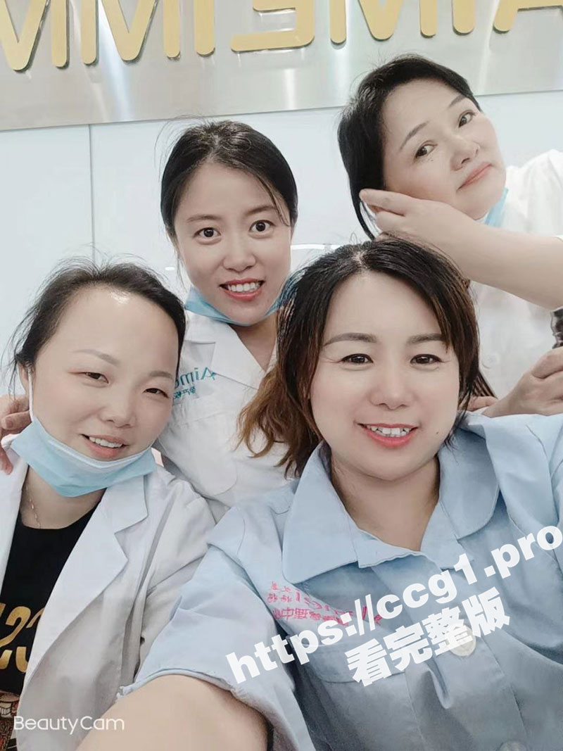 江苏南京艾美妈妈健康管理中心 徐佳凤 熟女人妻背着老公出来偷情卖逼 还喜欢SM被虐 熟女的爱好真不一般！