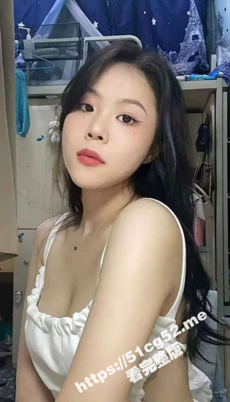 成都中医药大学 极品高颜值大三反差婊 林雨泽 高冷女神被无套抽插 任人摆布 被别人的鸡巴无情的深喉