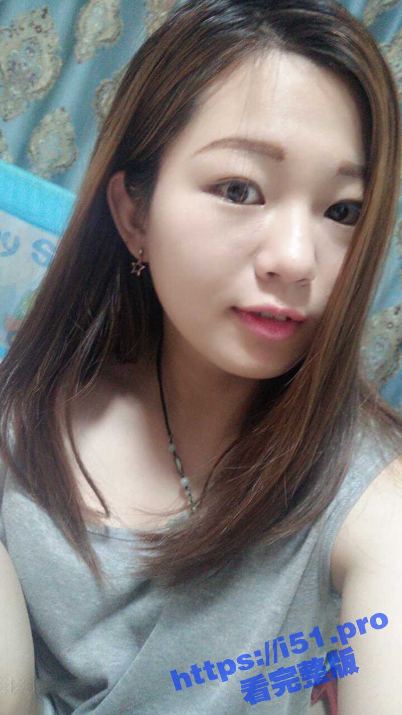 大奶反差母狗 张莹莹 自拍泄密 被男友疯狂后入 自娱自乐拿道具扩肛 玩的是真大！