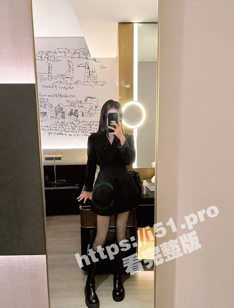 极品骚鸡吃鸡上瘾！瓜友投稿自己的反差母狗女友 吃鸡吧上瘾 一天不吃浑身难受